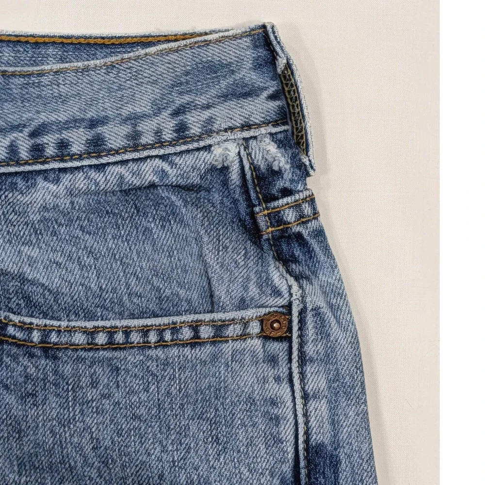 Levis levi 550